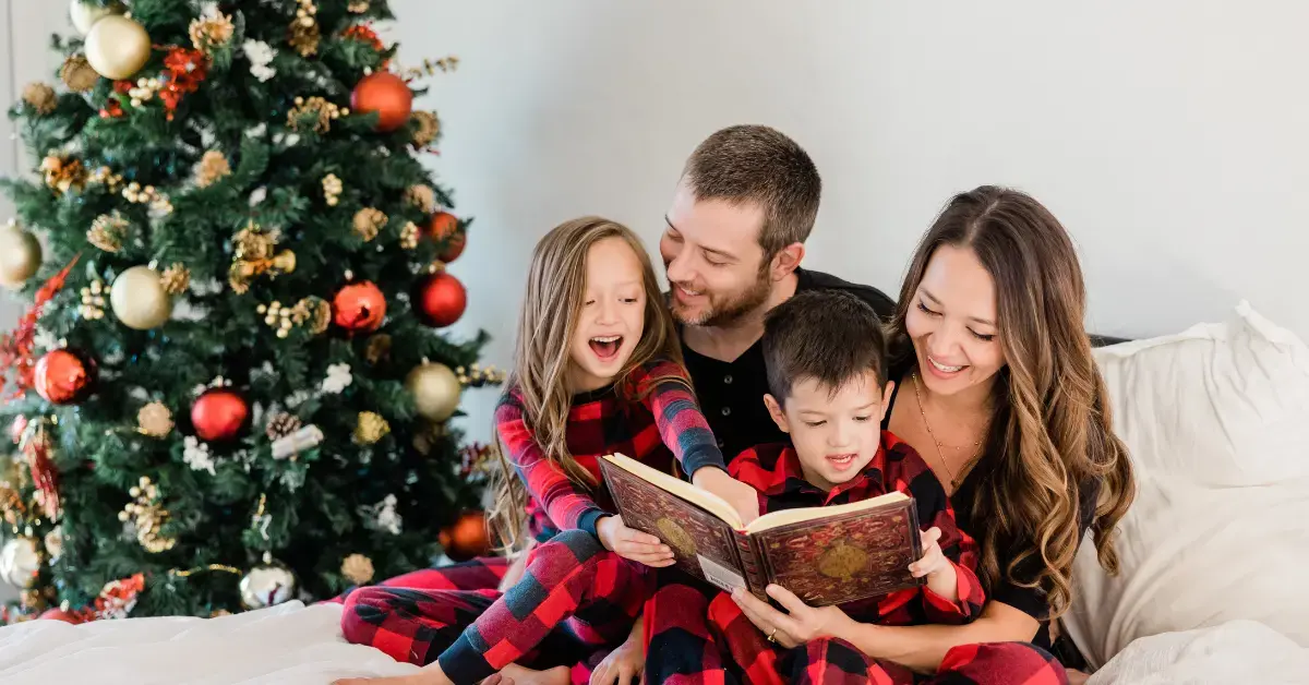 10 Family Christmas Tips to Help Your Family Feel Connected